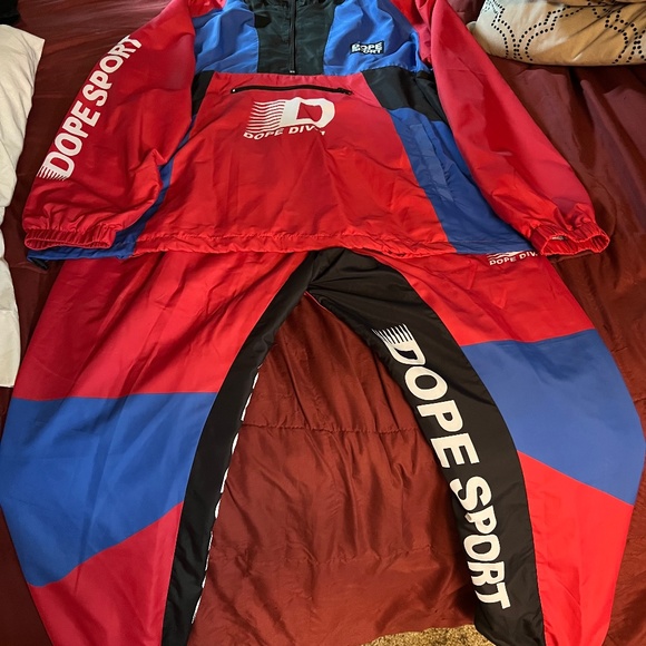 Mens hooded wind breaker suit by Dope Intn’l Sports; sz 2X jacket; pants 1X - Picture 5 of 8